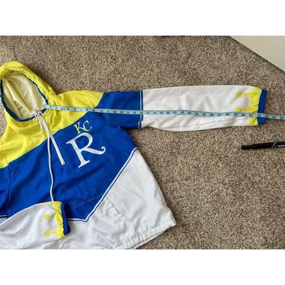 Kansas City Royals 90 jacket; baseball, 90's theme; size Med - Picture 5 of 8